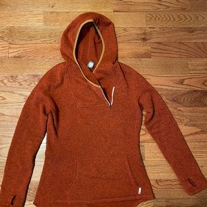 Stio sweatshirt- gorgeous red, high quality sweatshirt